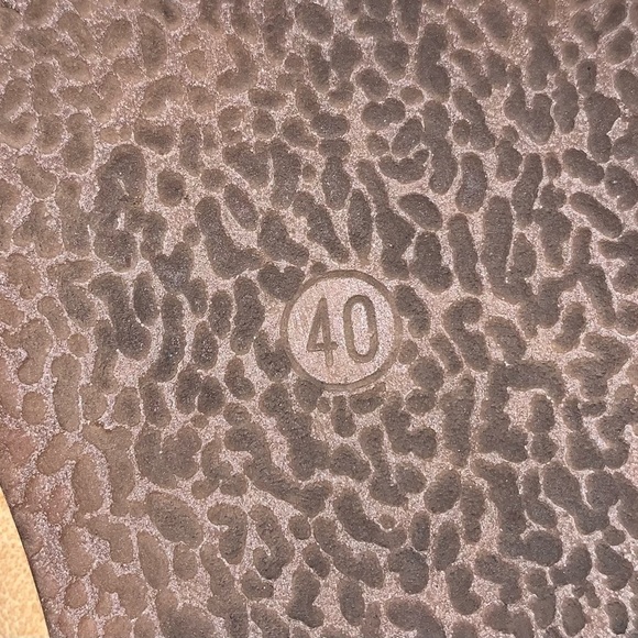 Moow flat moccasin style wrap around belt with buckle Beige size 40/US 8 - Picture 7 of 8